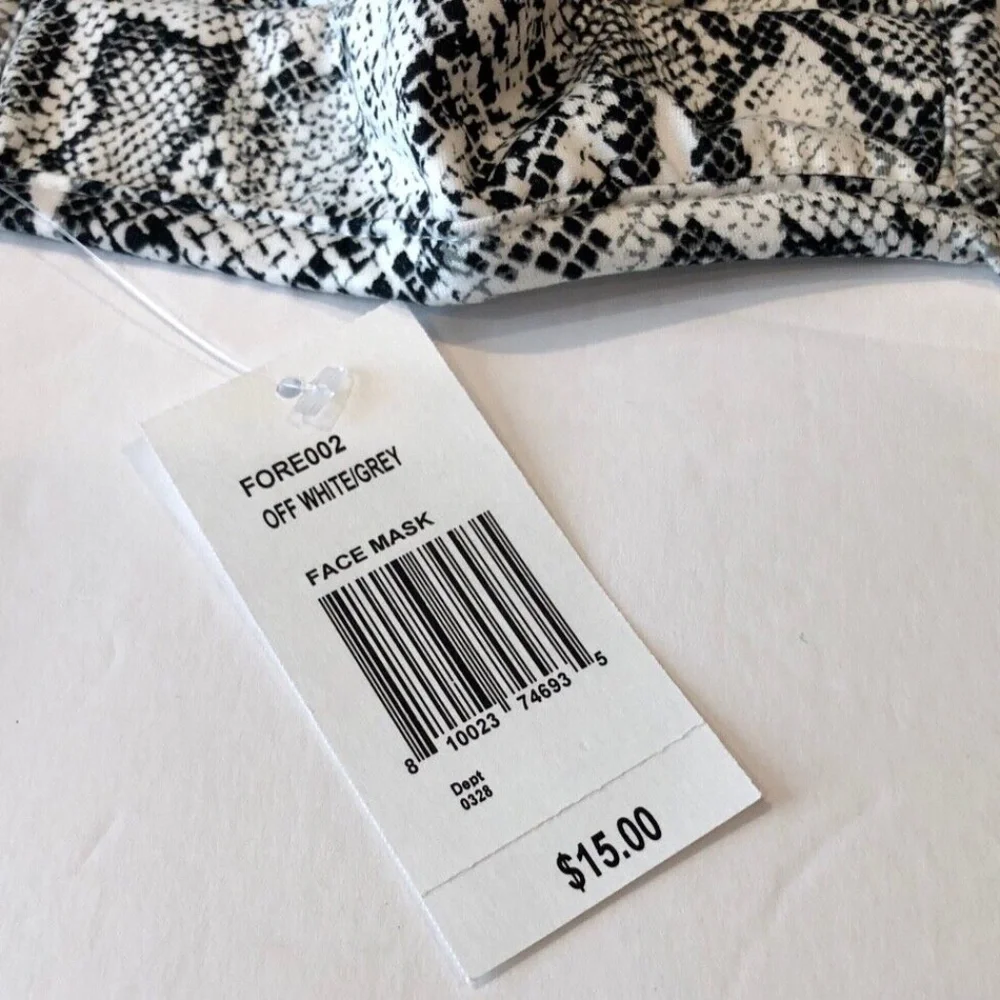 3 For $15 FORE COLLECTION Off White/Grey Snake Print Pleated Face Mask